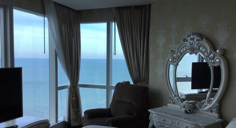 Palm Wongamat Luxury Apartment Pattaya Thailand